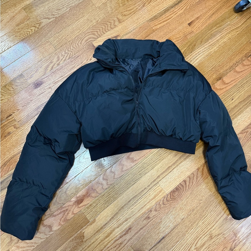 SHEIN Black Cropped Puffer Jacket